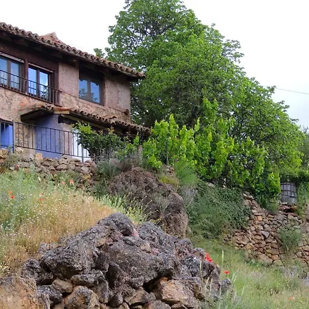 Casa Pena Castillo Tramacastilla